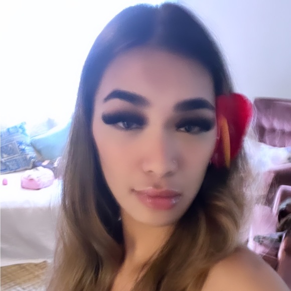 Meet your Posher, Wailea - Picture 1 of 1